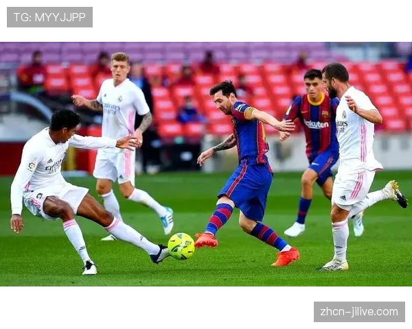 国家德比突发状况:巴萨主场部分看台因安全原因被临时清空